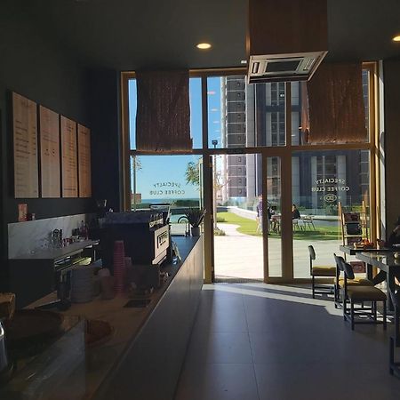 Intempo Luxury Ocean Views Resort เบนิดอร์ม ภายนอก รูปภาพ