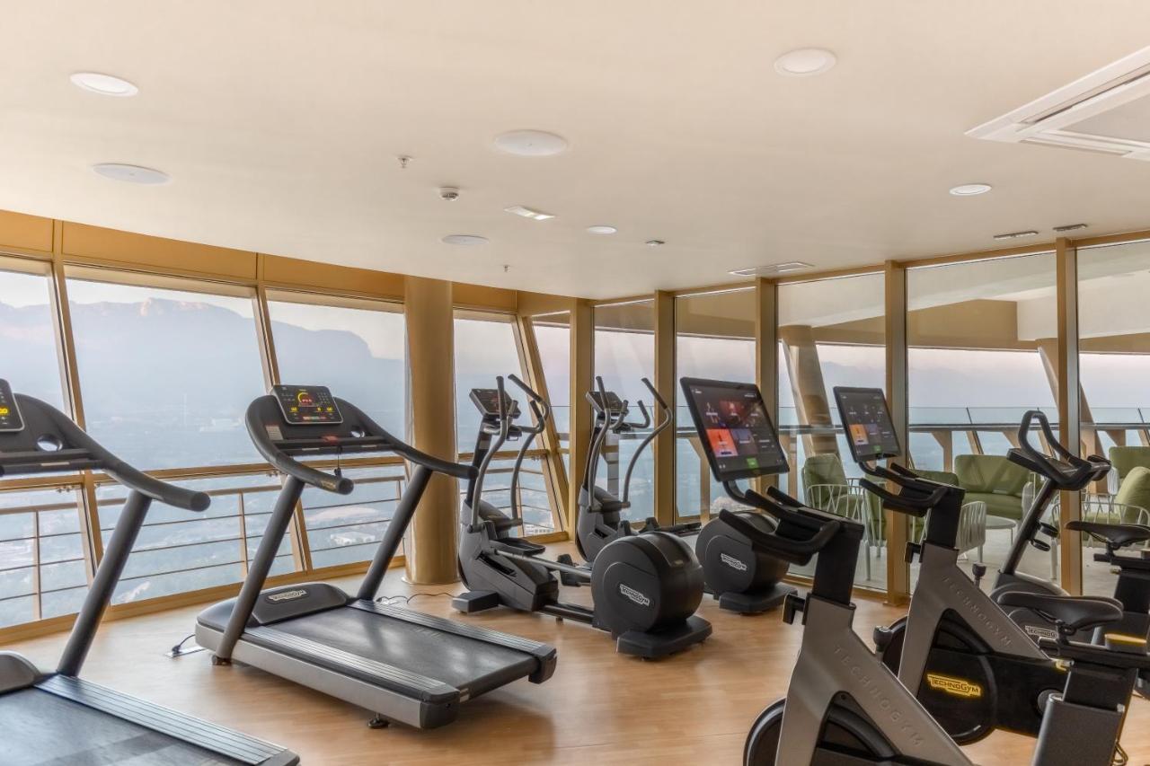 Intempo Luxury Ocean Views Resort เบนิดอร์ม ภายนอก รูปภาพ