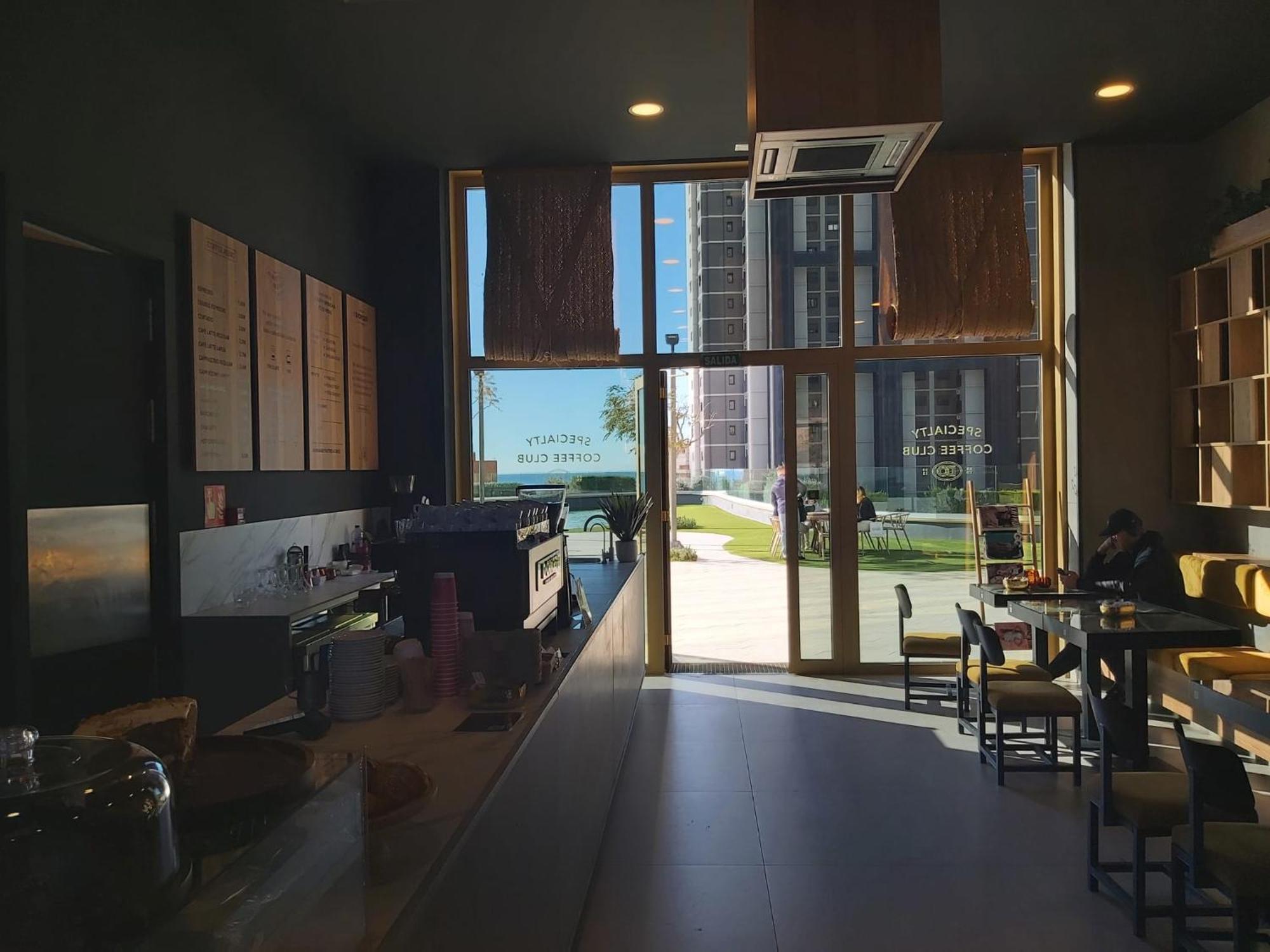 Intempo Luxury Ocean Views Resort เบนิดอร์ม ภายนอก รูปภาพ