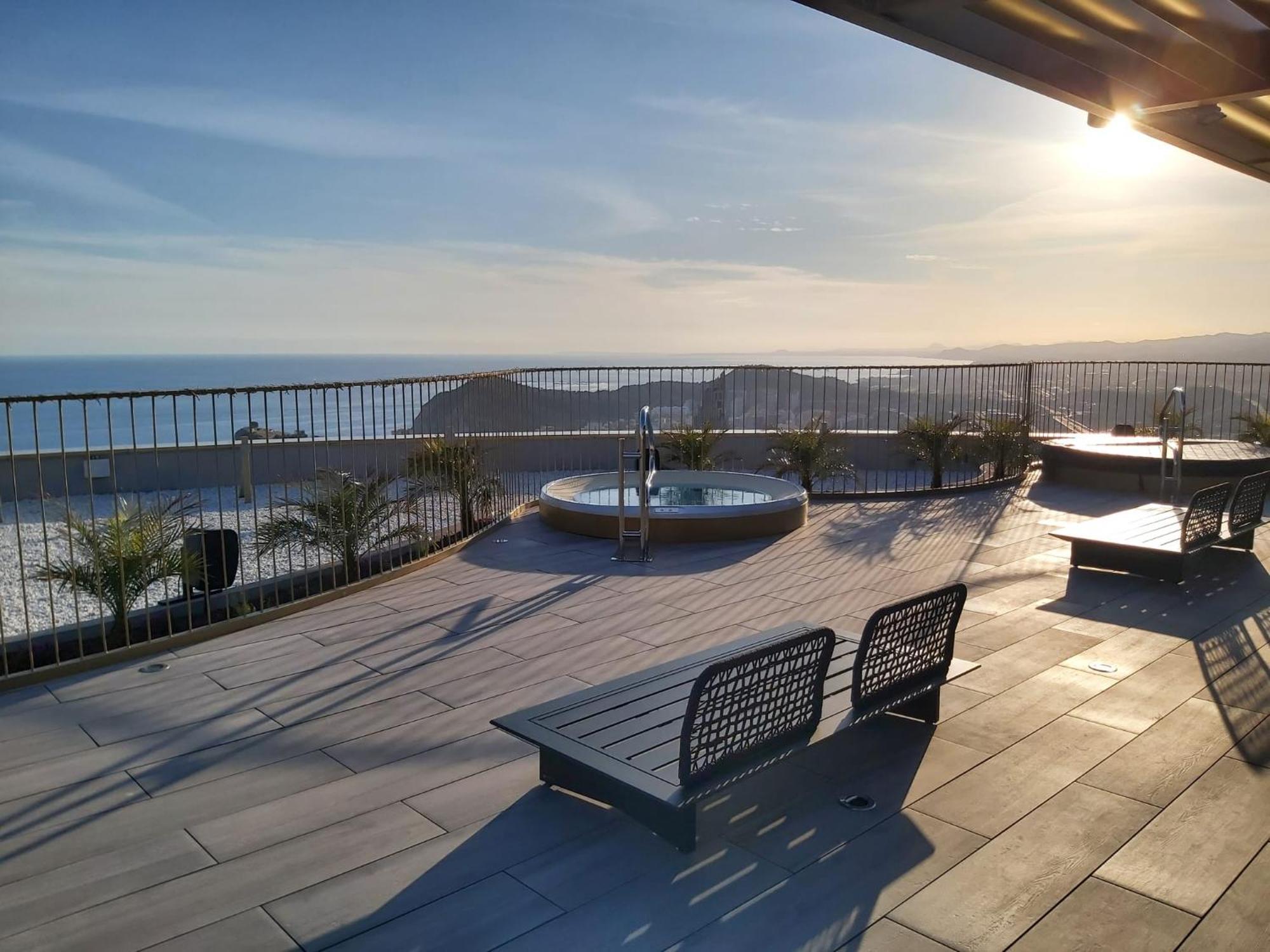 Intempo Luxury Ocean Views Resort เบนิดอร์ม ภายนอก รูปภาพ